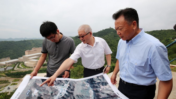 中國(guó)國(guó)土資源經(jīng)濟(jì)研究院調(diào)研組一行蒞臨金徽股份調(diào)研項(xiàng)目建設(shè)工作